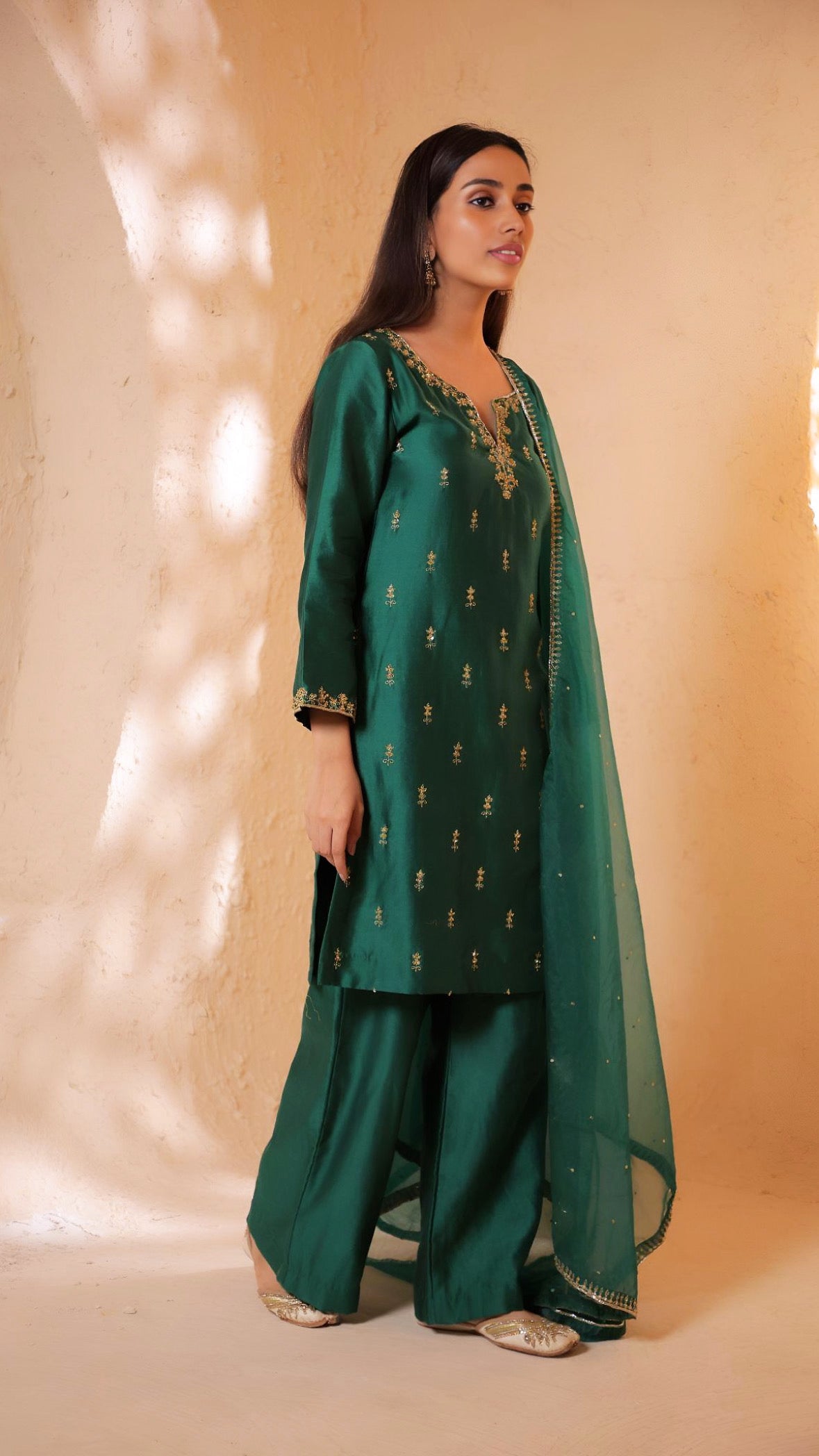 Shagna green kurta set