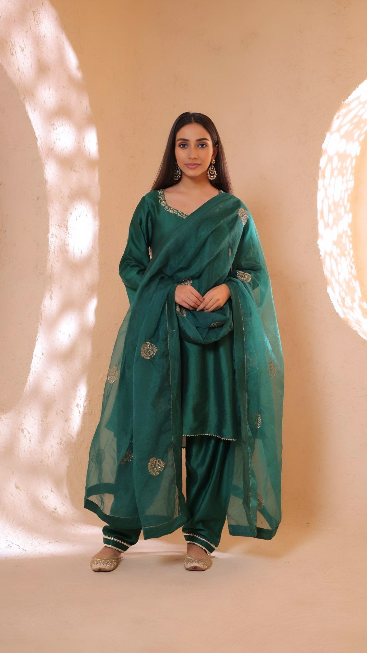 Shagna green choga set