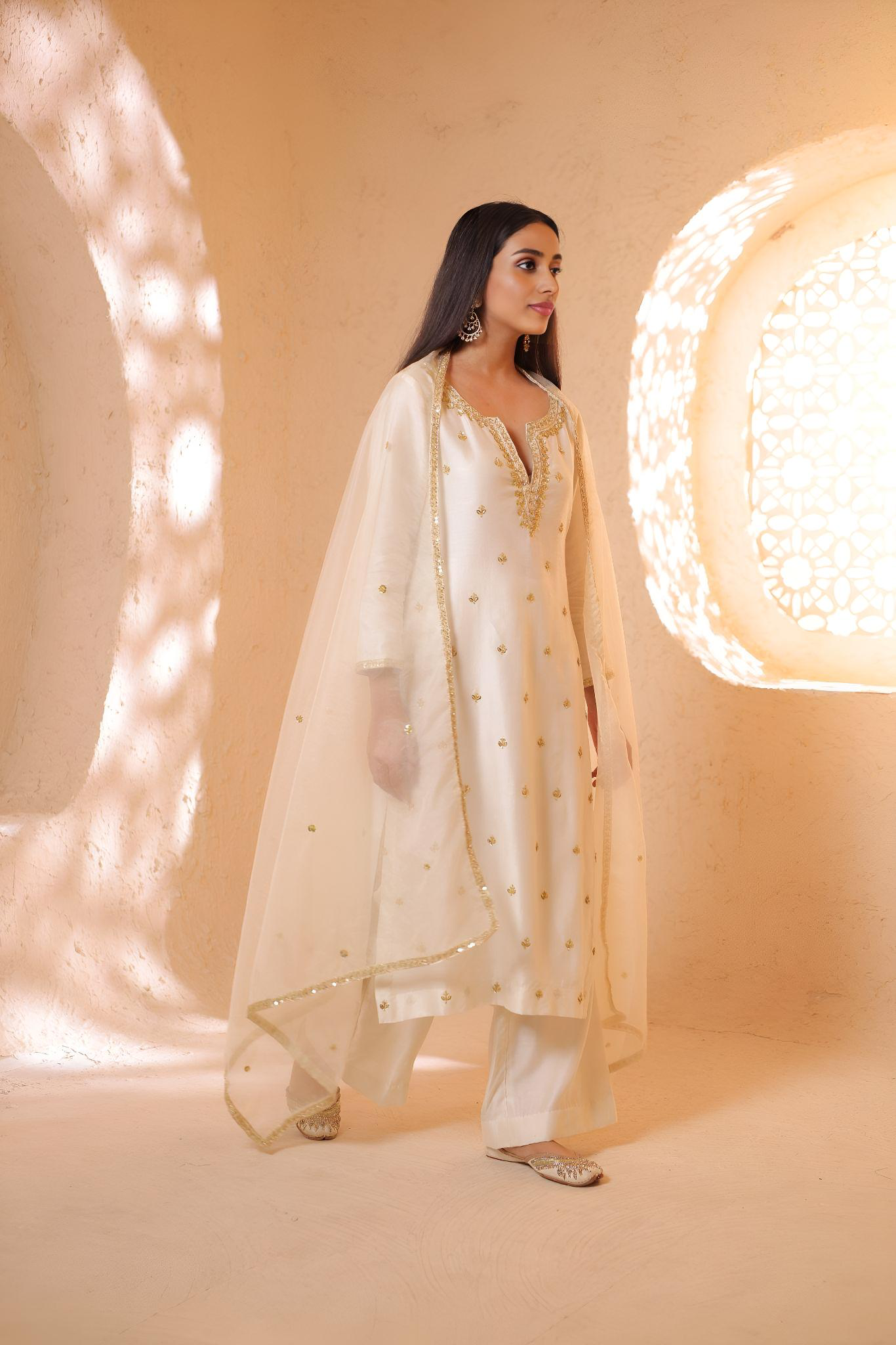 Shagna white kurta set