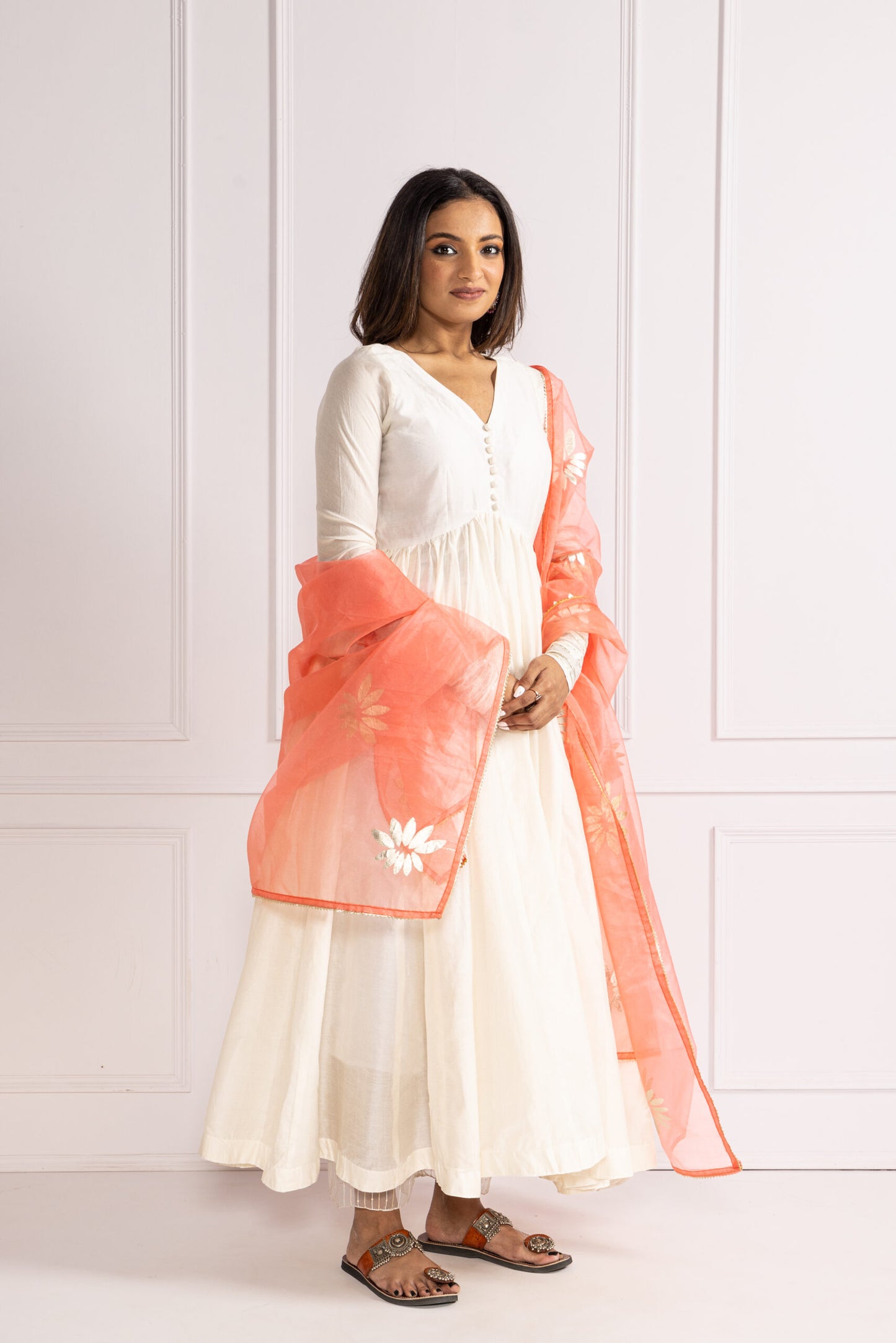 Sunehra Off White Anarkali Set