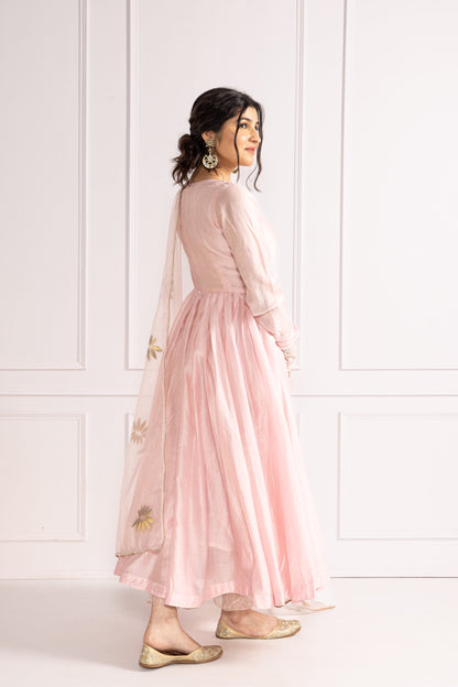 Sunehra Light Pink Anarkali Set